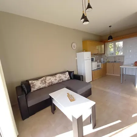 Stefanos Apartment
