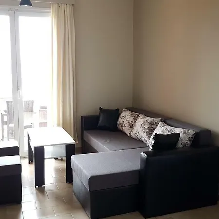 Stefanos Apartment *