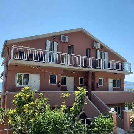Stefanos Apartmán