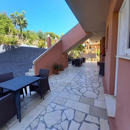 Stefanos Apartman *