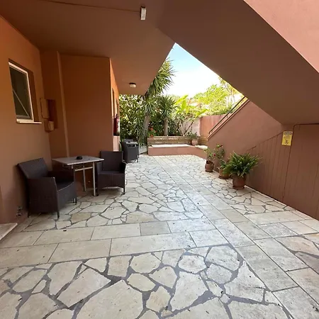 Stefanos Апартаменты